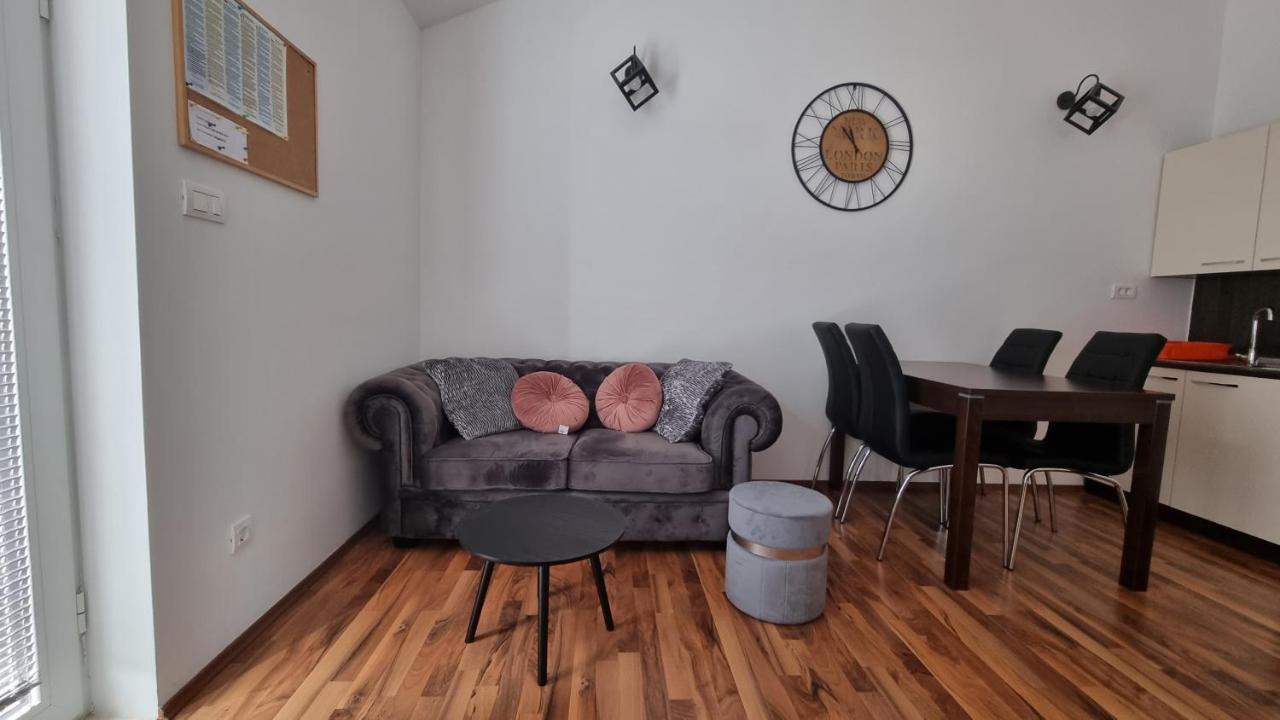 Holiday Home Gabi 로고즈니차 외부 사진